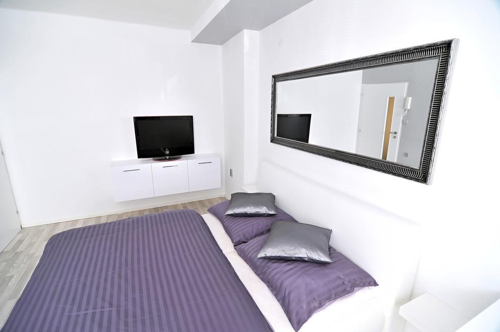 Avax Apartment Liberec Buitenkant foto